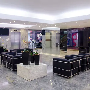 https://paseo-las-mercedes.allhotelsincaracas.com